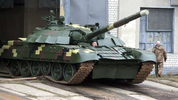 Принуждать Украину к миру в Донбассе должна не Россия, а Запад - Лавров