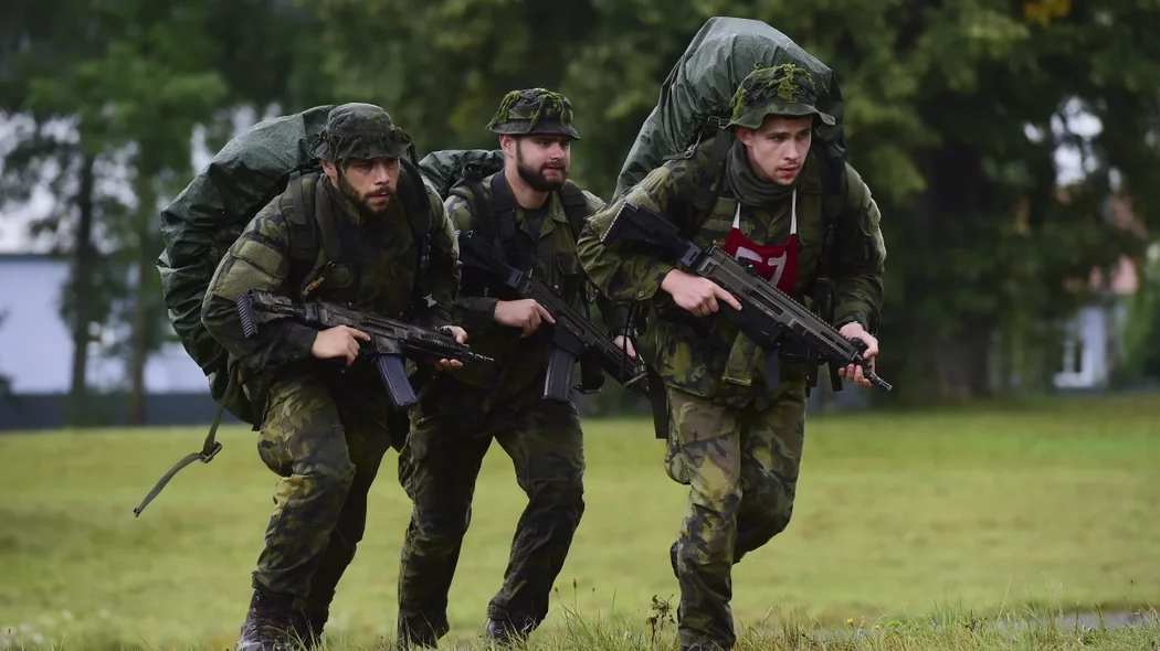 Зачем Евросоюз хочет создать независимую от НАТО армию