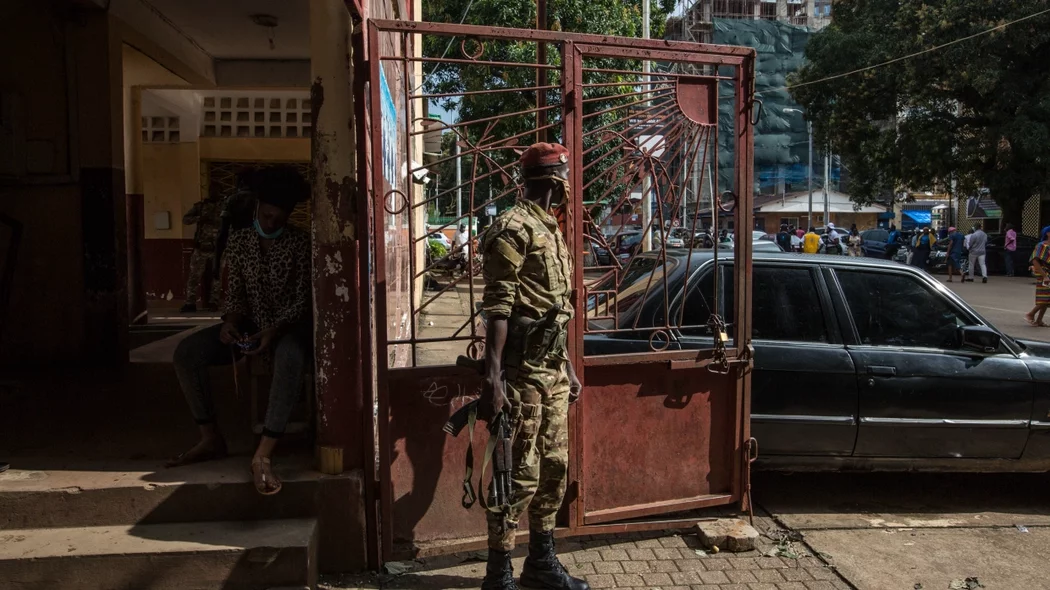 Большой взрывной котел: африканист объяснил народные волнения в Мали и Гвинее