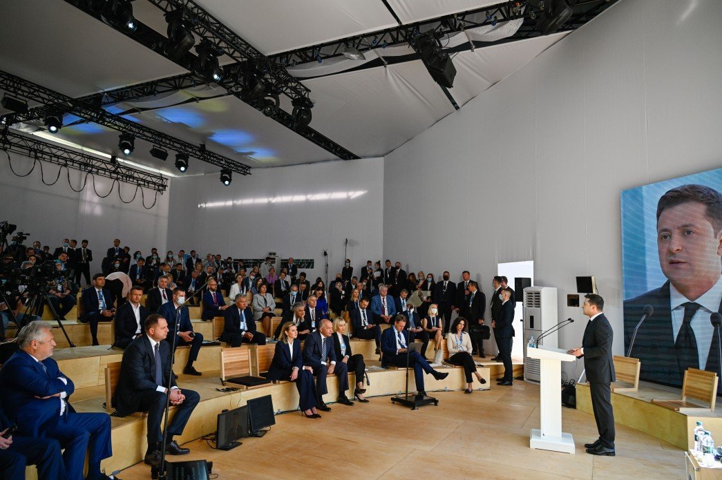 Зеленский выдал презрение русских к украинской власти за вражду со всеми украинцами