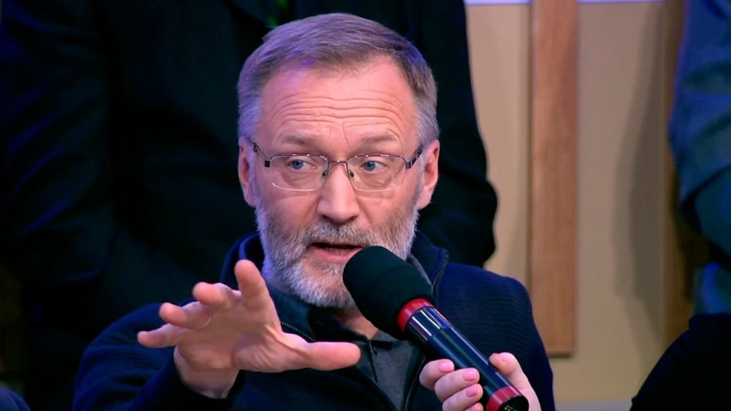 Михеев призвал совместно с Белоруссией решить проблему Украины военным путем