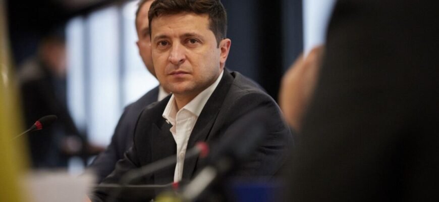 В Сети раскрыли спектакль с покушением на помощника Зеленского