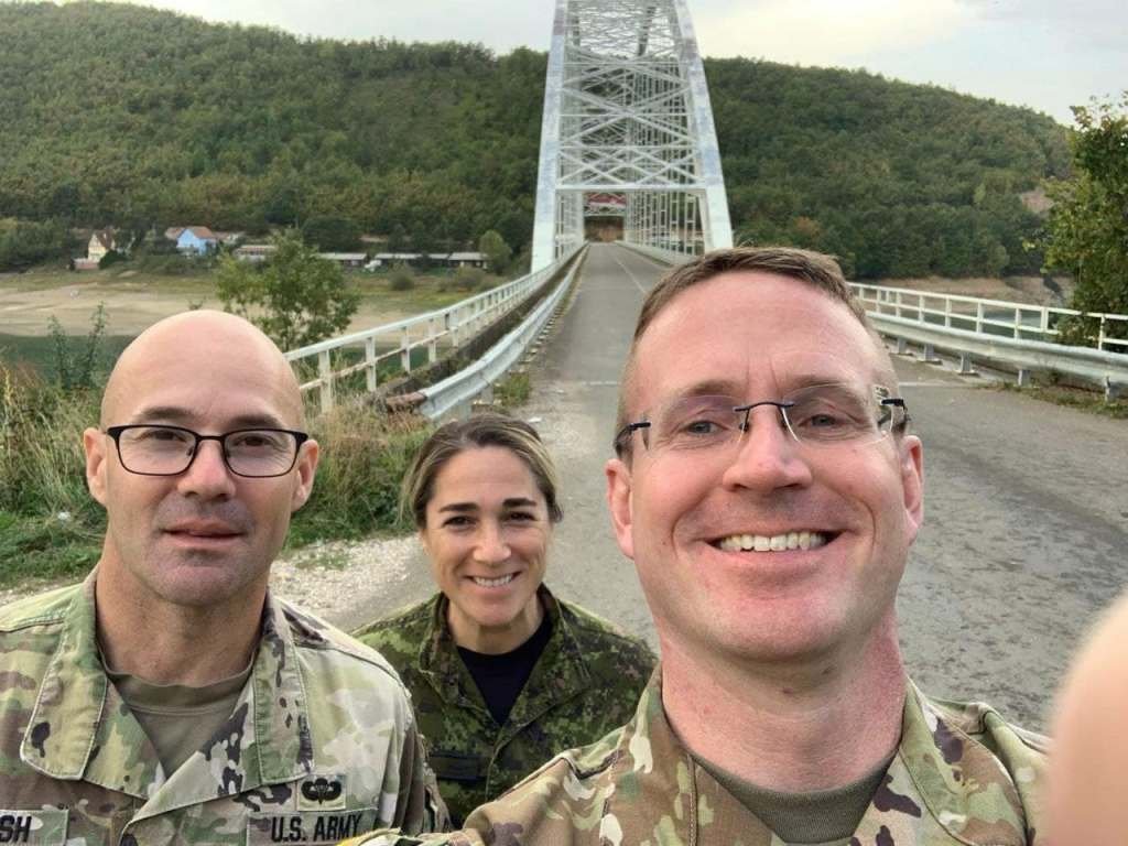 Натовских оккупантов в Косово забавляют издевательства албанцев над сербами – Баранец