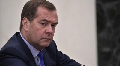 Медведев об Украине: С вассалами дело иметь бессмысленно. Дела нужно вести с сюзереном