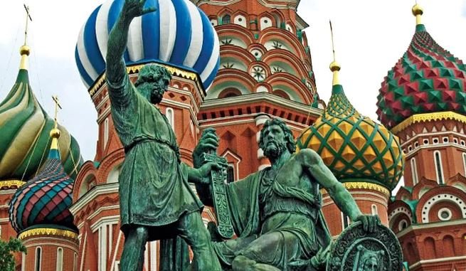 «Это покушение на весь Русский мир, а не только на Россию» – Климов о резолюции Европарламента