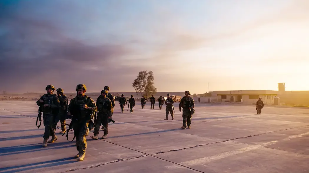 Баранец: Киев нашел лазейку в конституции, чтобы наводнить Украину тайными базами НАТО