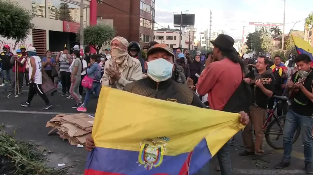 Протестующие в Эквадоре добились заморозки цен на топливо и продукты