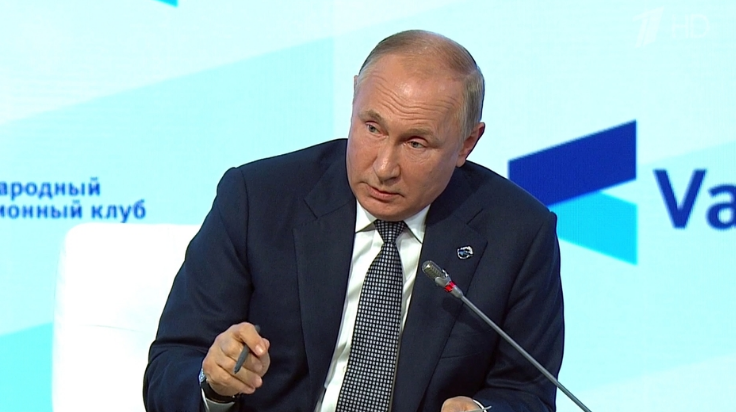 Своuм заявленuем на «Валдае» Владимир Путин вслед за немцамu нанес "yдap" по Польше