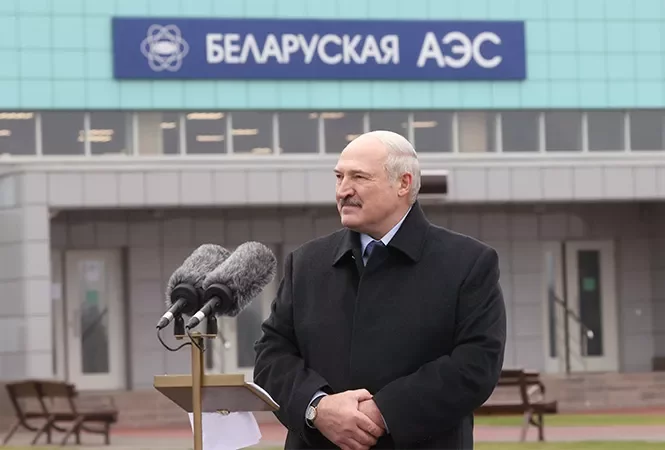 «Прижало»: Литва и Украина начинают закупки у «диктатора» Лукашенко
