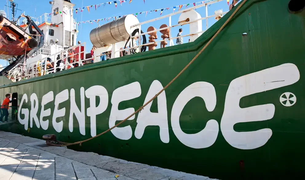 Колясников о петиции Greenpeace: Западу выгодны свалки в России