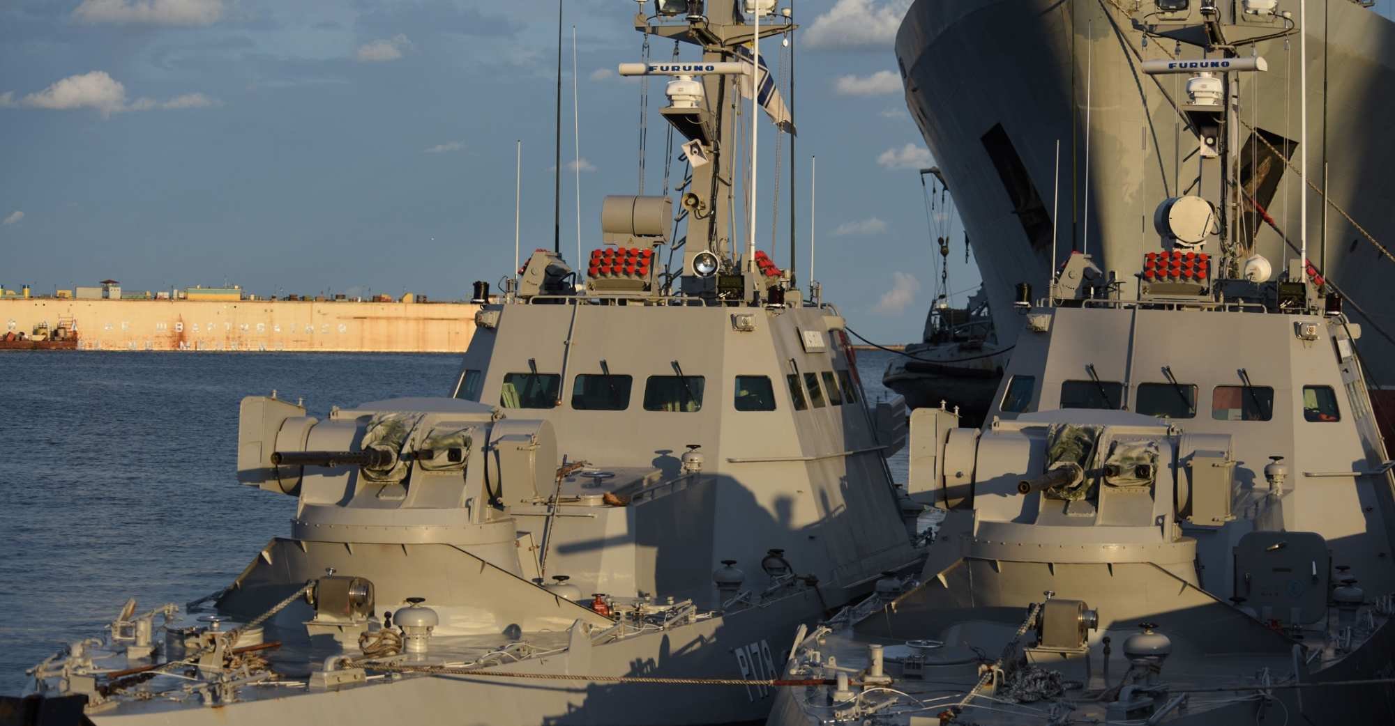 Произведённые фирмой Порошенко боевые катера для ВСУ оказались бракованными