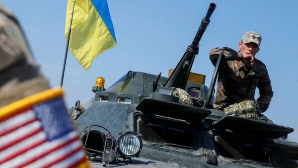 Вашингтон способствует милитаризации Украины  в целях эскалации конфликта в Донбассе