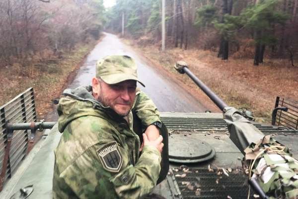 Маркер внештатного советника: Зачем Зеленскому нужен Ярош в ВСУ