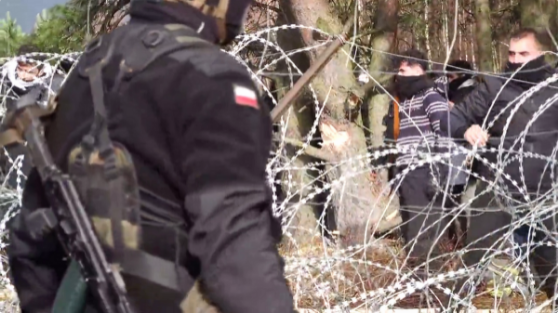 Белорусский дипломат ответил встречным заявлением на претензию поляков по поводу беженцев