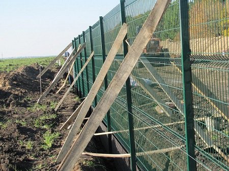 Украина потратит почти 800 тысяч долларов на укрепление границы