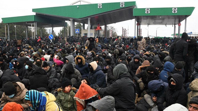 Запад может устроить кровавую провокацию на границе Белоруссии и Польши