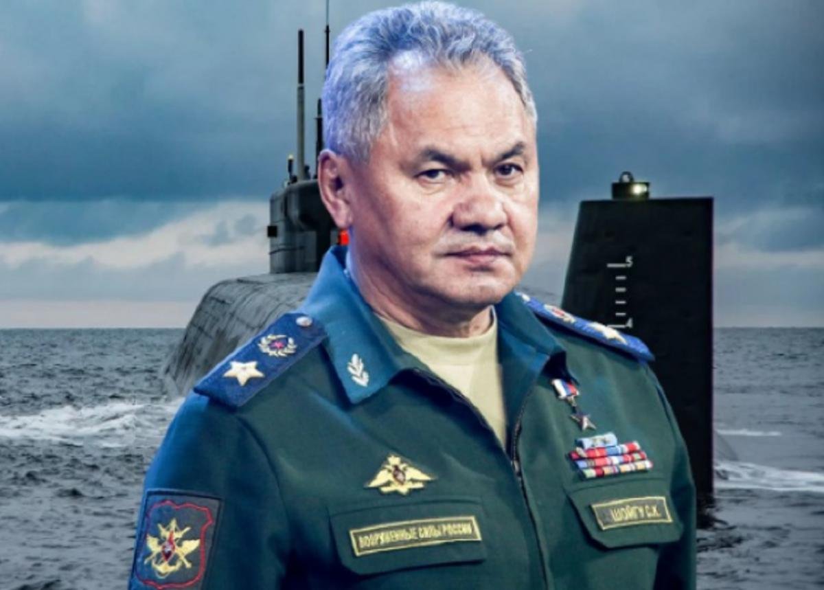 Комоедов: подлодки РФ могли срочно выйти в море после «нажатия кнопки» Шойгу