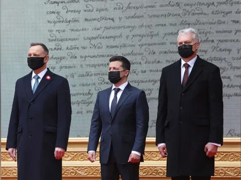 Лидеры Украины, Литвы и Польши выступили за санкции против России