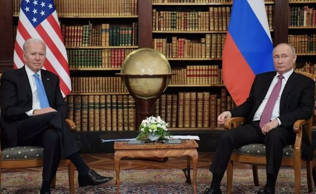 В Киеве с тревогой ждут поражения Байдена на переговорах с Путиным