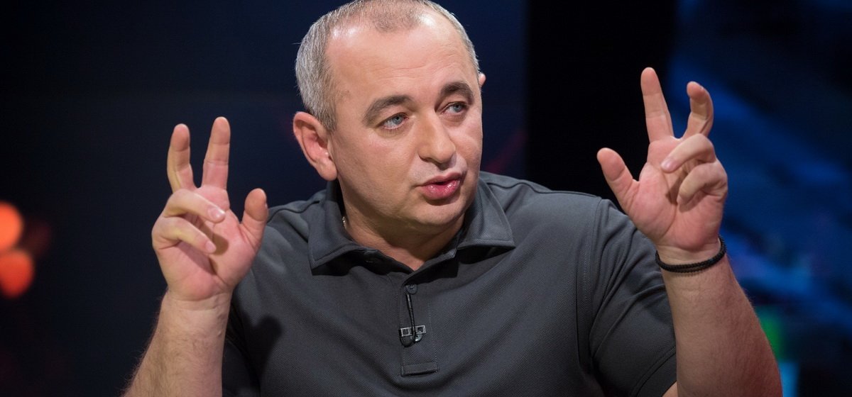 «Вы будете смеяться, но у нас войны нет»: экс-военный прокурор Украины