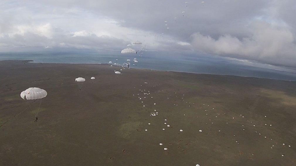 Масштабные учения десантников пройдут в Крыму и Краснодарском крае