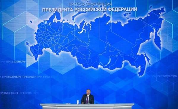 Британцы о пресс-конференции Путина: Путин — гениальный стратег