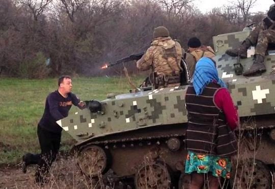 На украинском ТВ объявили жителей Донбасса российскими уголовниками