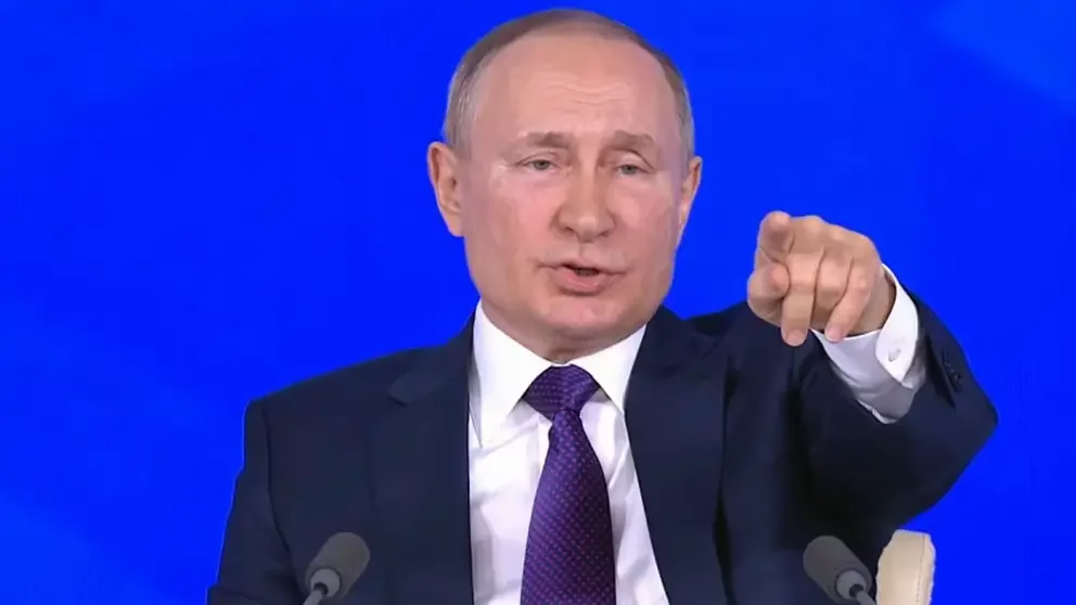 Береги гражданство смолоду. Путин предложил лишать бандитов и экстремистов паспорта РФ