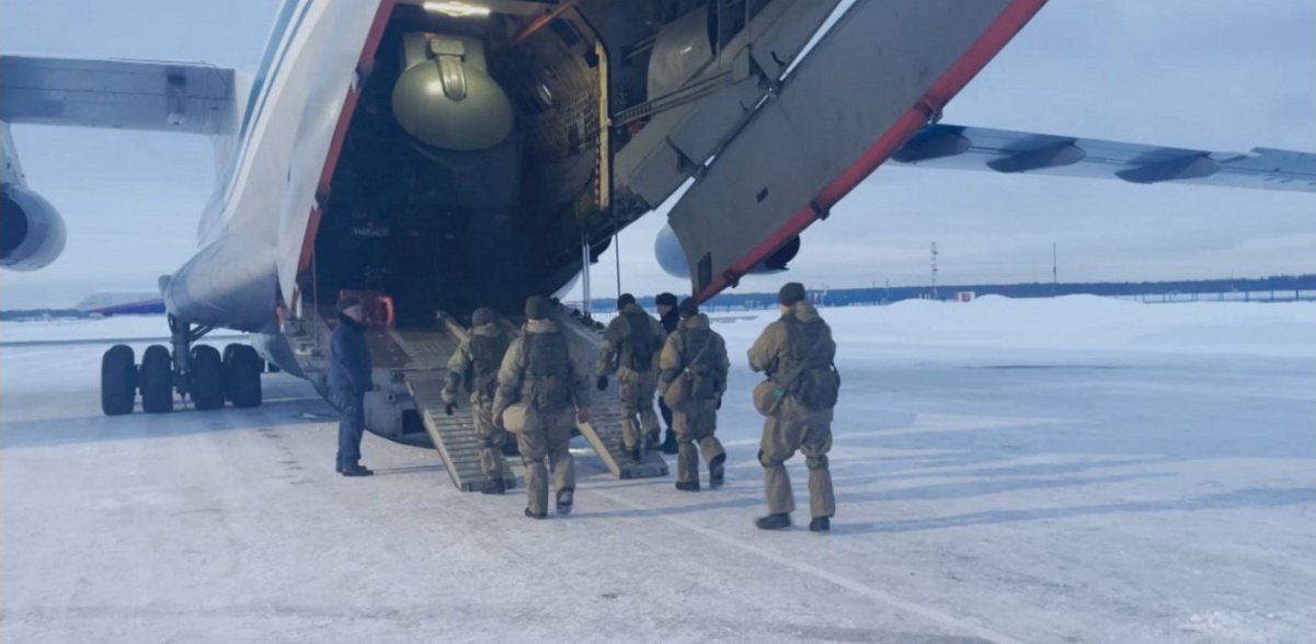 «На нас повесят всех собак»: Коц против участия РФ в миротворческой операции в Казахстане