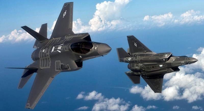 Почему у «невидимок» F-35 глохнут моторы над Черным морем