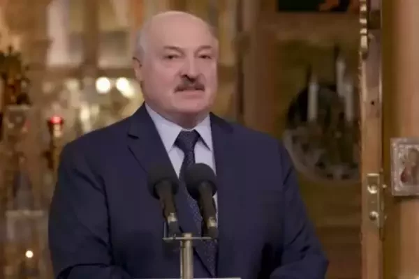 Лукашенко заявил, что Украину нужно вернуть "в лоно истинной православной веры"