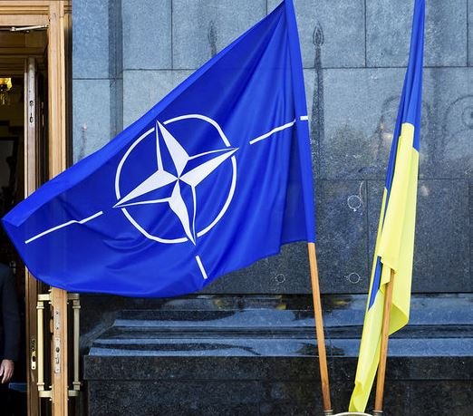 Экс-представитель НАТО: Вопрос с невступлением Украины решен