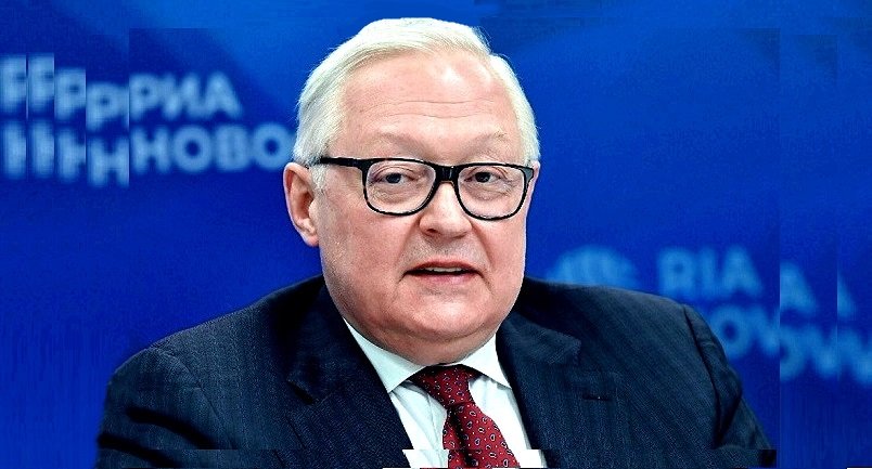 Рябков: Путин проводит консультации с военными по Украине