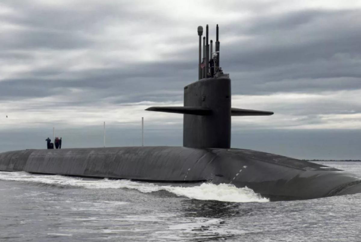 В Японии заявили, что Россия срочно размещает ядерные боеголовки в АТР