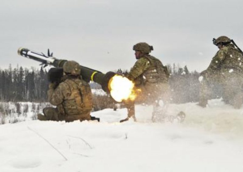 Бутусов: ВСУ превосходят ВС РФ по пяти позициям