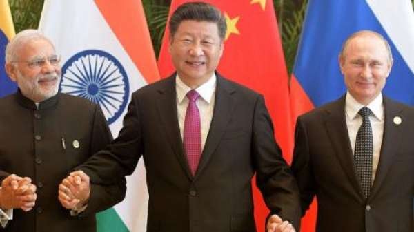 Дружба без границ: новые союзы заменяют старые по-новому