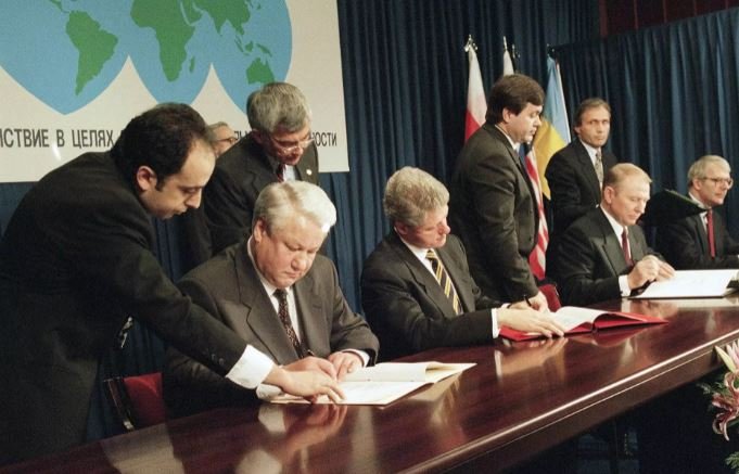 В Киеве догадались, почему не сработал «Будапештский меморандум»