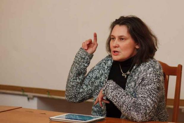 Монтян объяснила, что начало твориться с авиасообщением на Украине