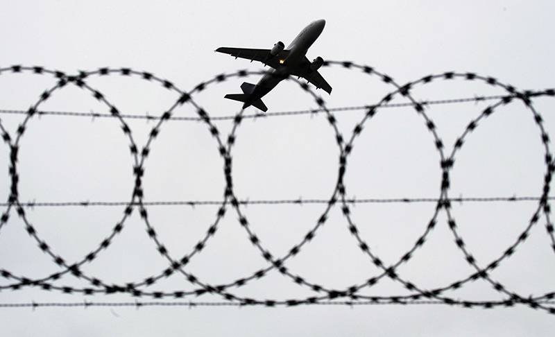 Англосаксы не унимаются- предложили установить бесполетную зону над Украиной