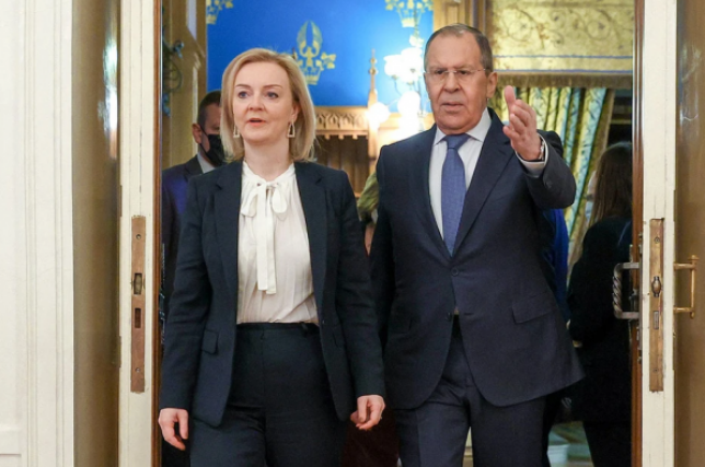 Элегантный ход Лаврова на переговорах с Лиз Трасс вызвал восхищение в Европе