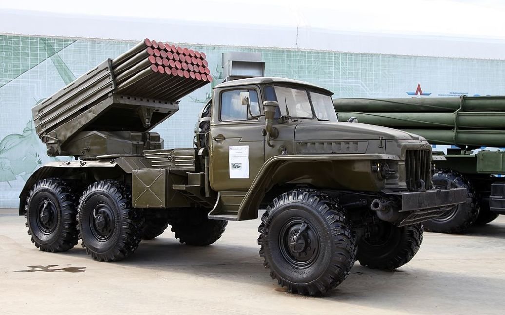 Военные объекты в Украине испытывают ракетные удары и началась десантная операция в Черном и Азовском морях