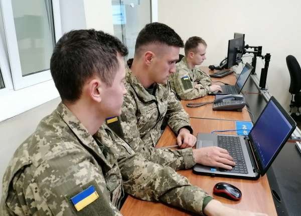 «Русский, сдавайся!»