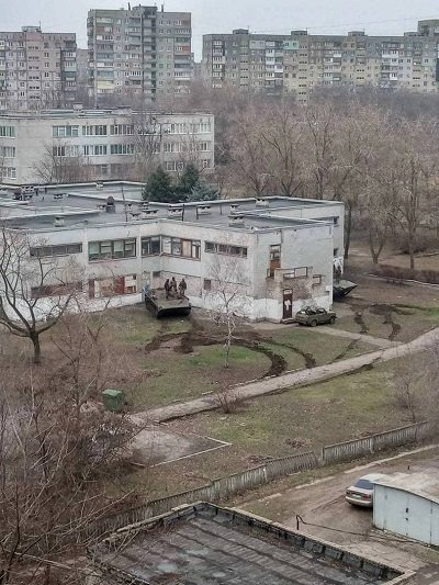 Матвийчук: тяжело выполнять боевую задачу, когда они прикрываются детьми