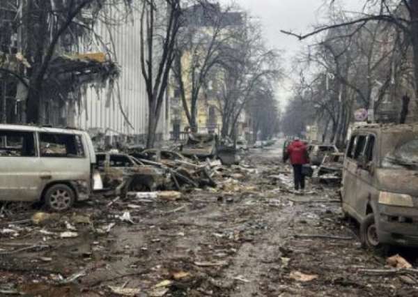 «Отступать нам некуда — позади Москва!»: Харьков. Неделя войны