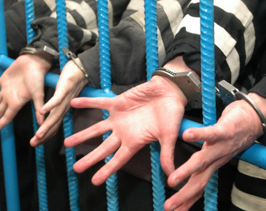 Политолог Кошкин: Киев выпускает заключенных для создания хаоса на Украине