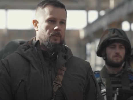 На Зеленского давят карбаты, чтобы отдал приказ на контратаку Мариуполя