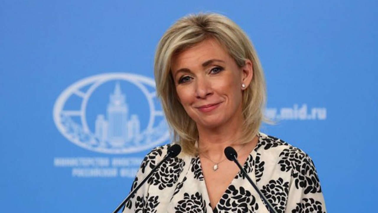 Захарова назвала отъезд Чубайса из России фартом