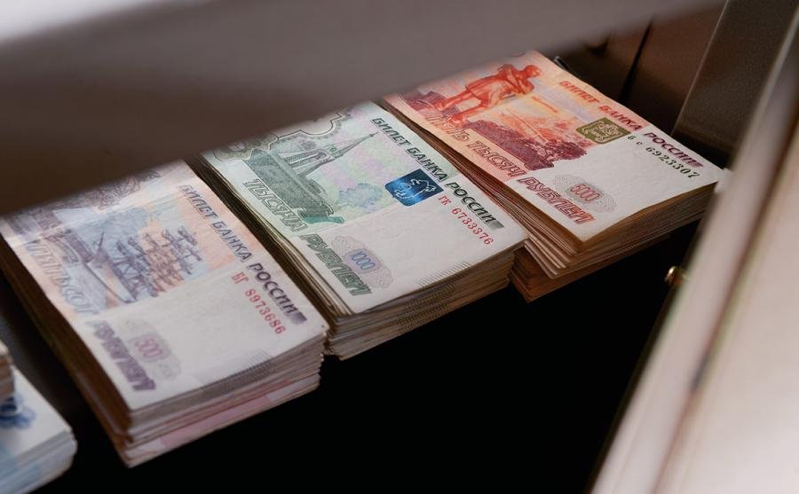 Приазовские регионы Украины переходят на рублевые расчеты