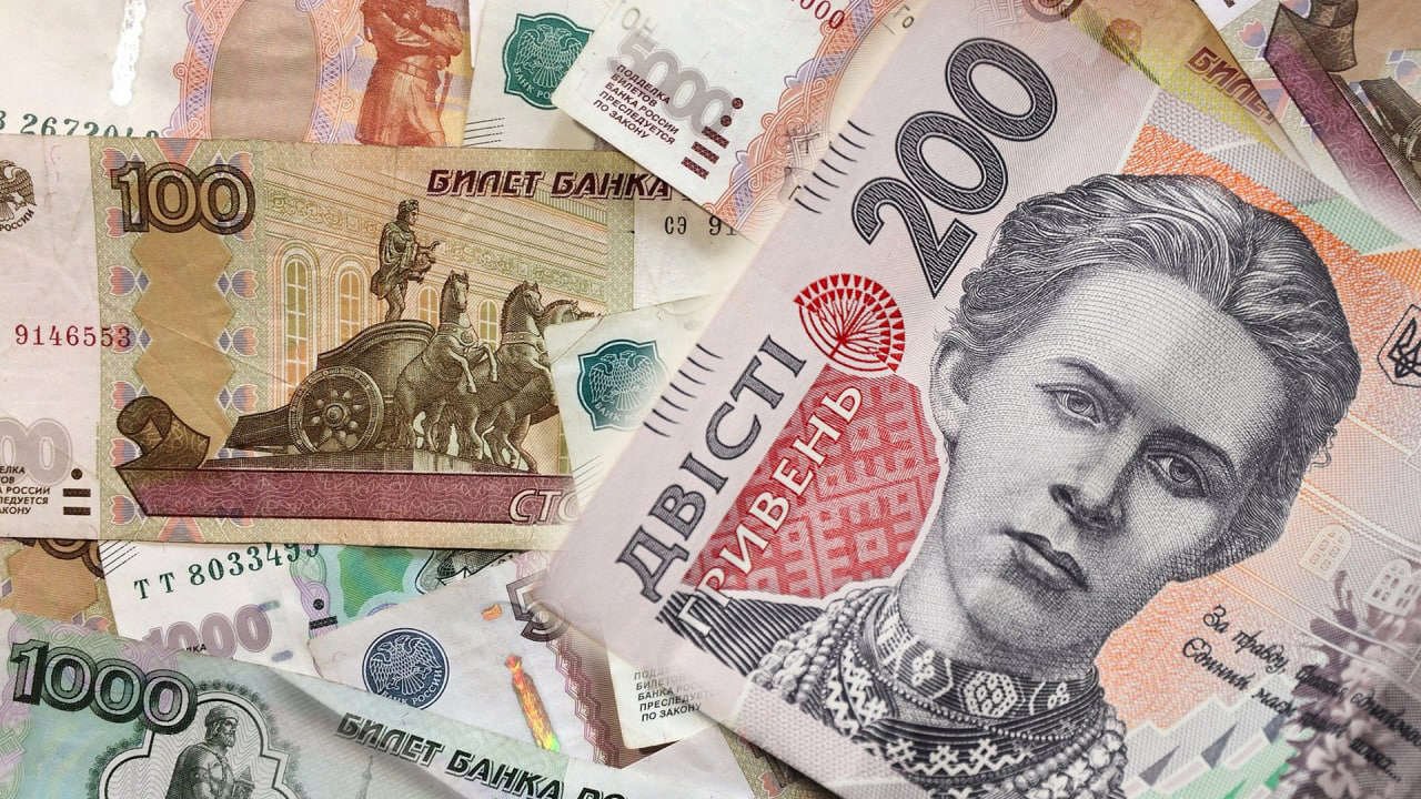 Рубль становится «мягкой силой» России на Украине