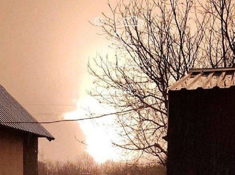 Российские военные ударили «Калибром» по базе горючего под Киевом